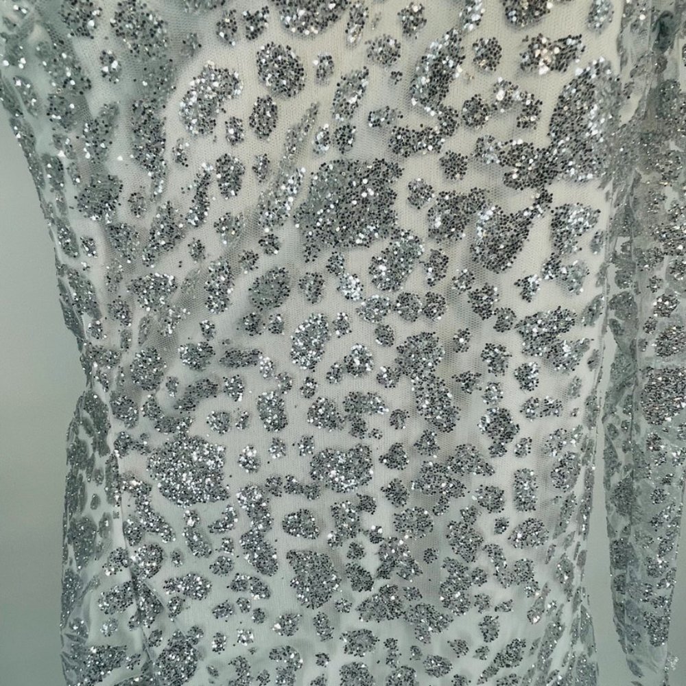 One Shoulder Top - Picture 2 of 11